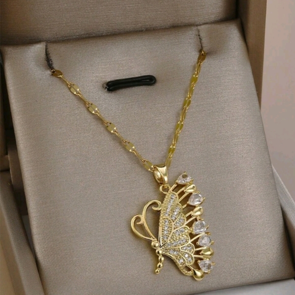 Jewelry - New Elegant Gold Butterfly With Clear Stones Pendant Necklace Stainless …